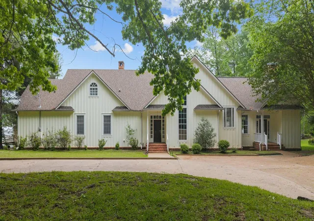 1st image of 422 Yellow Creek Trl, Crockett, TX 75835 | MLS# 42341936