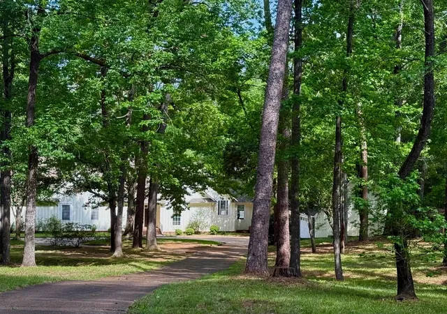 5th image of 422 Yellow Creek Trl, Crockett, TX 75835 | MLS# 42341936
