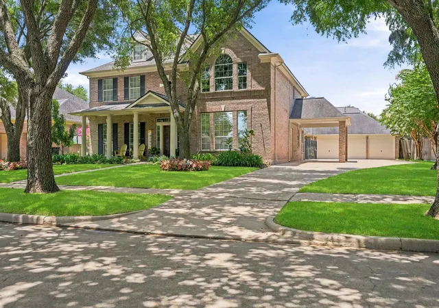 Photo 2 of Single family home for sale at 4319 Lake Lavon Ct, Richmond, TX 77406 | MLS# 24402429 | Listing updated on 2026-09-19