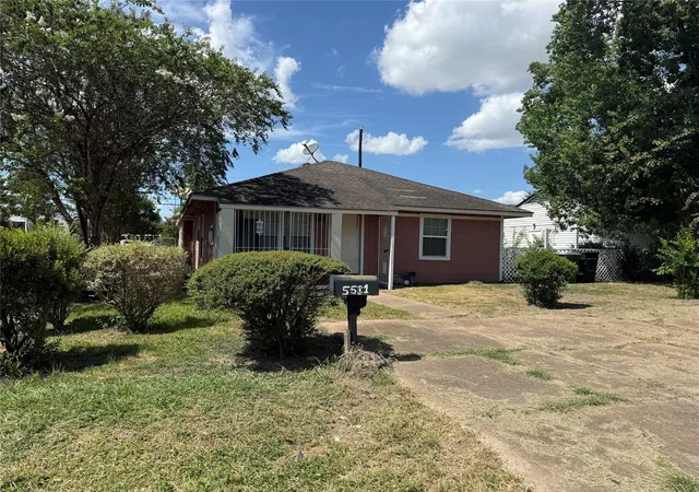 1st image of 5501 Malmedy Rd, Houston, TX 77033 | MLS# 82130541