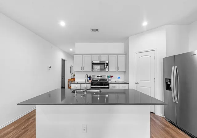5th image of 12828 Water Dive Ct, Willis, TX 77318 | MLS# 31114102