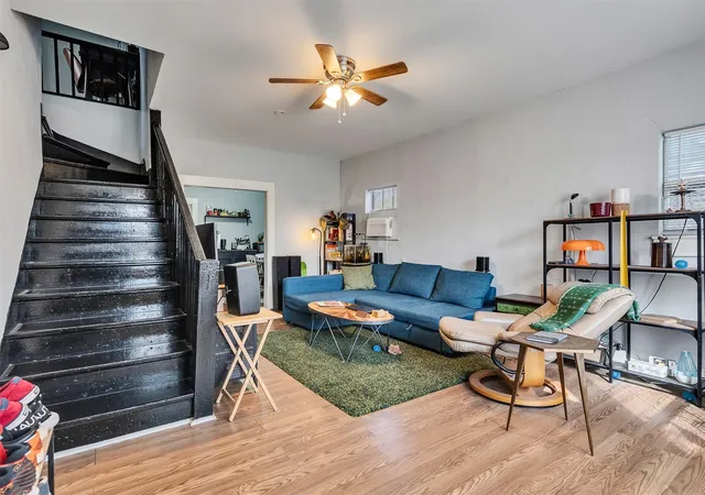 3rd image of 1406 Elliott St, Houston, TX 77023 | MLS# 55600637