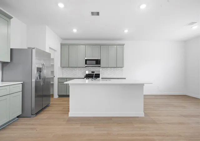 5th image of 3221 Bolt Rope Dr, Santa Fe, TX 77510 | MLS# 44546018