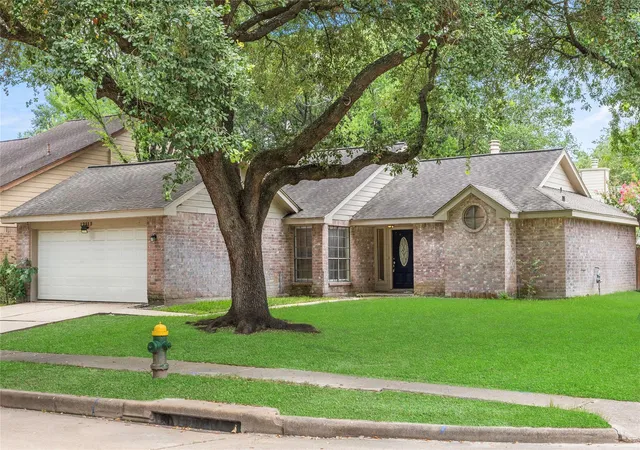 Photo 2 of Sale Pending at 12115 Stableway Ct, Houston, TX 77065 | MLS# 69489719 | Listing updated on 2026-09-16