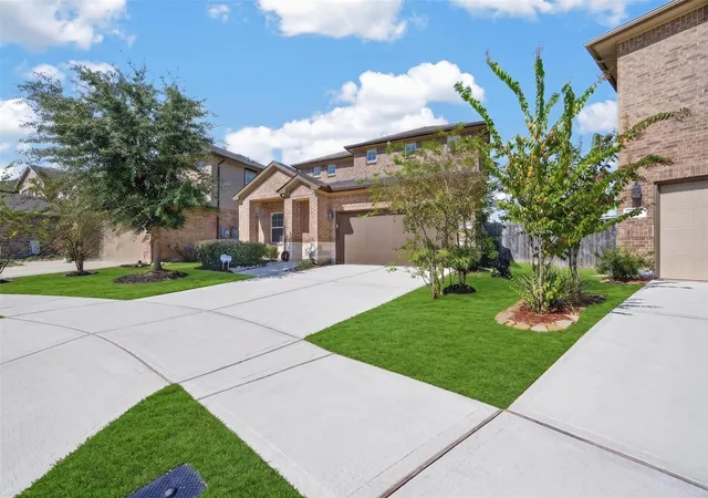 Photo 3 of Single family home for sale at 6510 Cody Mountain Trl, Richmond, TX 77407 | MLS# 68586954 | Listing updated on 2026-09-05