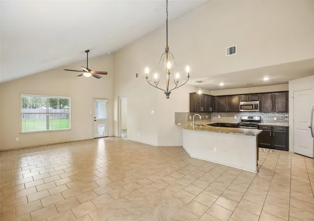 Photo 4 of Single family home for sale at 23038 Ari Crk Way, Tomball, TX 77375 | MLS# 892683 | Listing updated on 2026-10-09