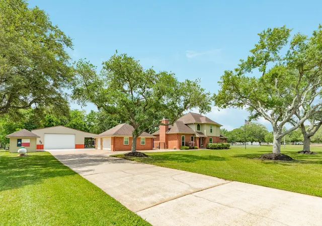 Homes for sale in Alvin, TX | 5620 County Road 166, Alvin, TX 77511 | MLS# 38229754