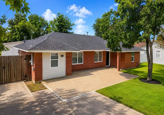 2nd image of 5105 Oak Ave, Pasadena, TX 77503 | MLS# 26640481