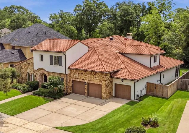 1st image of 6139 Logan Creek Ln, Sugar Land, TX 77479 | MLS# 74713798