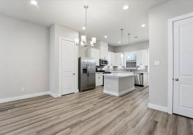 4th image of 9020 Lonestar River Ln, Houston, TX 77080 | MLS# 55032275