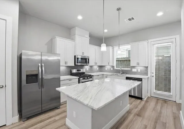 5th image of 9020 Lonestar River Ln, Houston, TX 77080 | MLS# 55032275