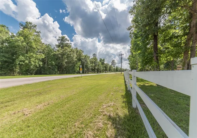 1st image of 1520 County Road 632, Dayton, TX 77535 | MLS# 28709798