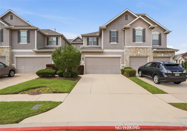 Homes for sale in Tomball, TX | 16045 Summerville Lake Dr, Tomball, TX 77377 | MLS# 25141053