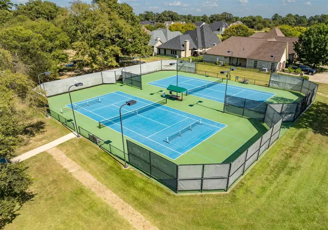 Homes for sale in Bullard, TX | 105 Winding Oaks Dr, Bullard, TX 75757 | MLS# 25633211