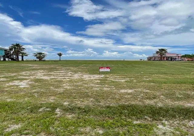 1st image of 1125 North Ocean Dr, Port Lavaca, TX 77979 | MLS# 43406730