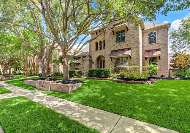 Photo 2 of Single family home for sale at 18614 Thomas Survey Dr, Cypress, TX 77433 | MLS# 66846386 | Listing updated on 2026-08-17