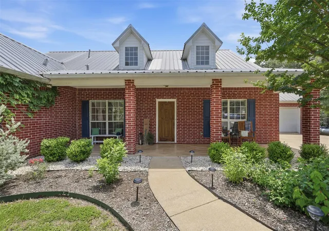 Homes for sale in College Station, TX | 5064 Holleman Dr S, College Station, TX 77845 | MLS# 54495850