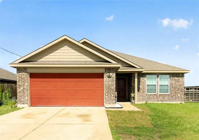 Photo 1 of Single family home for sale at 686 Road 5105, Cleveland, TX 77327 | MLS# 5873620 | Listing updated on 2026-09-18