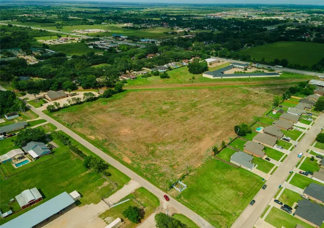 Photo 2 of Land for sale at 00 Karankawa St, Angleton, TX 77515 | MLS# 51039776 | Listing updated on 2026-05-28
