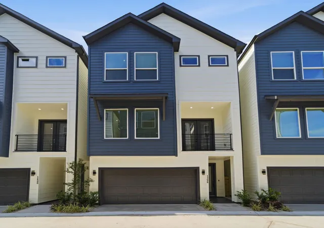 Photo 1 of Sale Pending at 1412 Cedar Post Ln, Houston, TX 77055 | MLS# 31972207 | Listing updated on 2026-08-19
