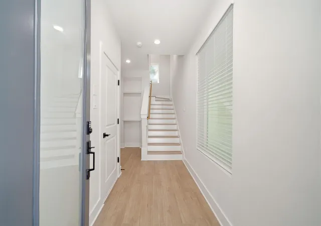 Photo 4 of Sale Pending at 1412 Cedar Post Ln, Houston, TX 77055 | MLS# 31972207 | Listing updated on 2026-08-19