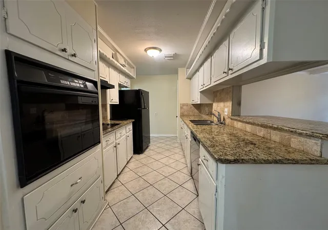 2nd image of 12850 Westella Dr, Houston, TX 77077 | MLS# 59406553