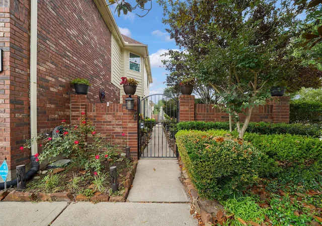 2nd image of 14402 Westbury Ct, Houston, TX 77084 | MLS# 89816663
