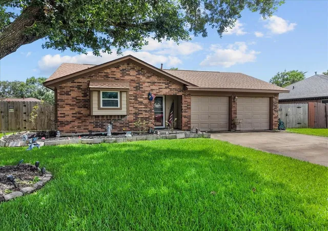 20th image of 11734 Alamo Dr, La Porte, TX 77571 | MLS# 75252536