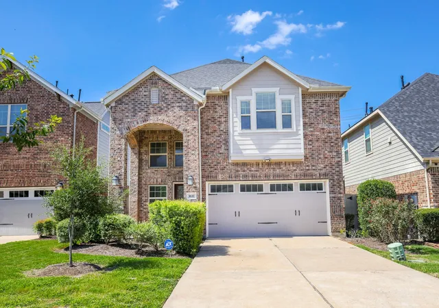 1st image of 1632 Summer City Dr, Houston, TX 77047 | MLS# 33825608