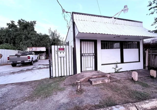 2nd image of 6325 Cullen Blvd, Houston, TX 77021 | MLS# 73630641