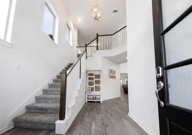 Photo 3 of Single family home for sale at 115 Lukewood Cir, Willis, TX 77318 | MLS# 2452381 | Listing updated on 2026-09-19