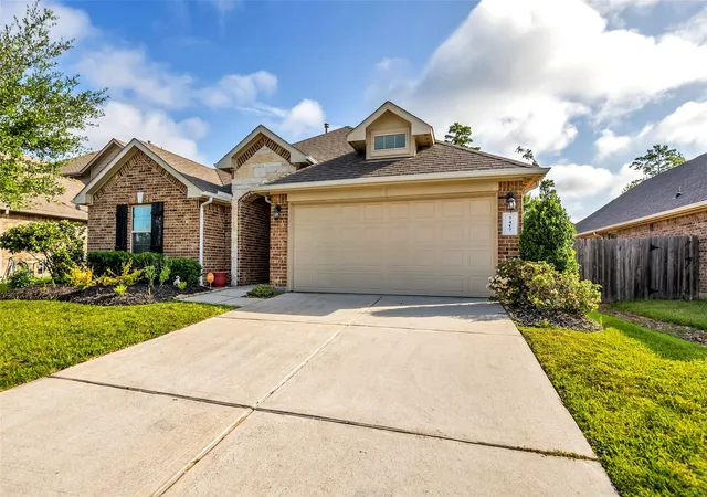 Photo 1 of Single family home for sale at 7417 Mango Orchard Ln, Conroe, TX 77304 | MLS# 15328078 | Listing updated on 2026-08-26