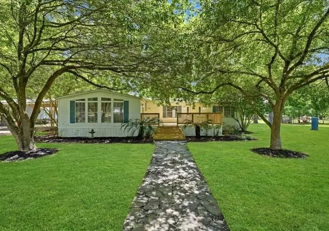 1st image of 117 River Boat Bend, Dayton, TX 77535 | MLS# 7307765