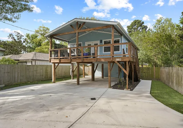 2nd image of 3802 Bayshore Dr, Bacliff, TX 77518 | MLS# 80007395