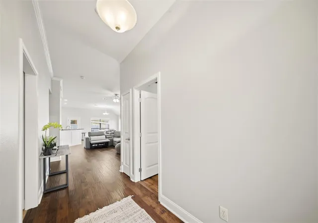 5th image of 809 Emerald Dove Ave, College Station, TX 77845 | MLS# 60383571