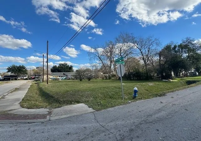 Photo 1 of Land for sale at 0 Wilmington St, Houston, TX 77051 | MLS# 80432865 | Listing updated on 2026-04-13