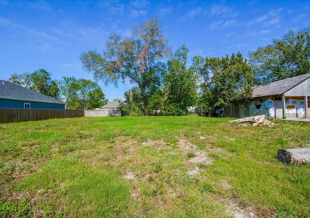 Photo 4 of Land for sale at 4607 Larkspur St, Houston, TX 77051 | MLS# 90205594 | Listing updated on 2026-08-19