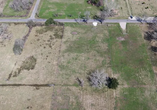 Photo 4 of Land for sale at 320 W Pleasant St, Brazoria, TX 77422 | MLS# 43939482 | Listing updated on 2026-06-06