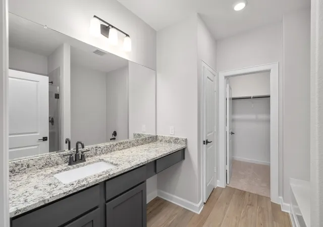 5th image of 13717 Blue Breaker Dr, Santa Fe, TX 77510 | MLS# 26957357