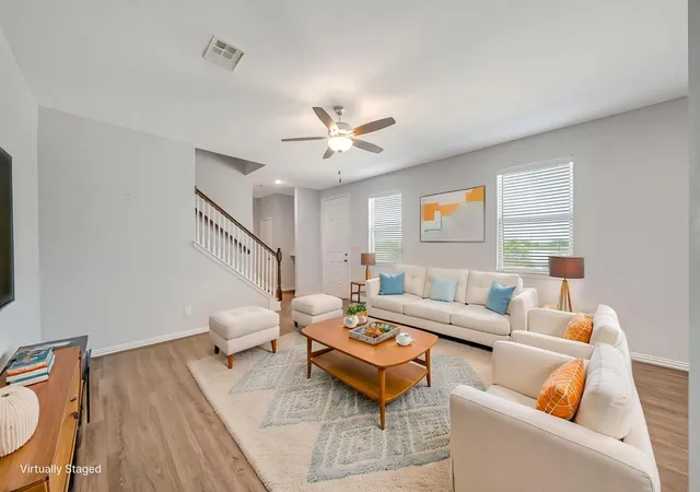 2nd image of 7114 Elgin St, Pearland, TX 77584 | MLS# 30402972