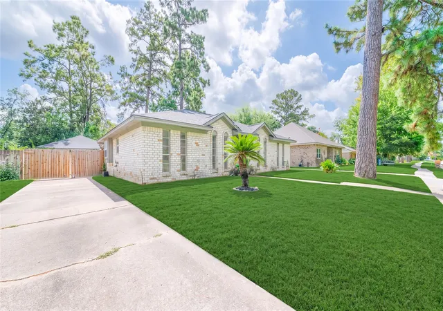 2nd image of 23230 Canyon Lake Dr, Spring, TX 77373 | MLS# 63098190