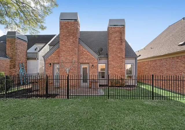 Photo 3 of Sale Pending at 7671 Ameswood Rd, Houston, TX 77095 | MLS# 44563902 | Listing updated on 2026-08-30