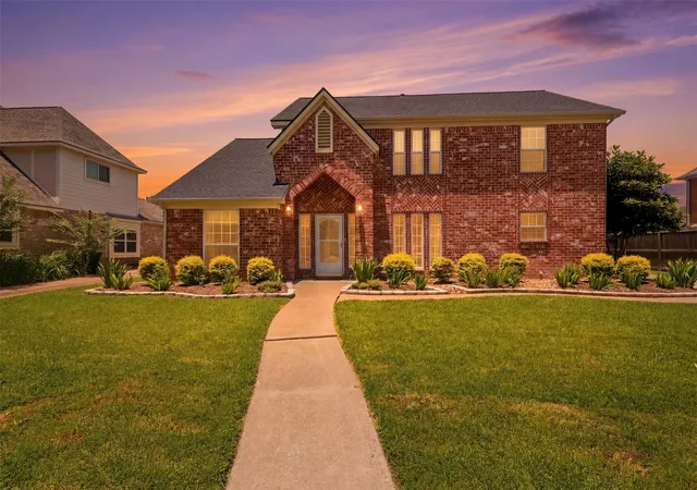 Photo 2 of Single family home for sale at 19803 Oak Briar Dr, Humble, TX 77346 | MLS# 82964611 | Listing updated on 2026-08-30