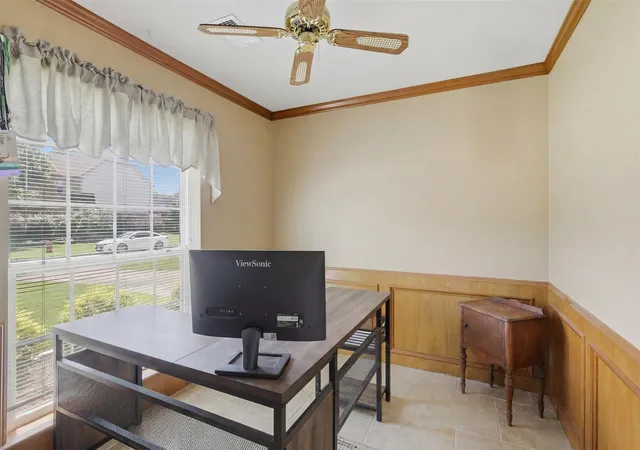 Photo 4 of Single family home for sale at 19803 Oak Briar Dr, Humble, TX 77346 | MLS# 82964611 | Listing updated on 2026-08-30