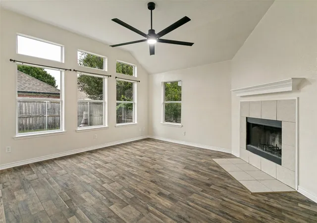 3rd image of 908 Dogwood Dr, Burleson, TX 76028 | MLS# 48505147
