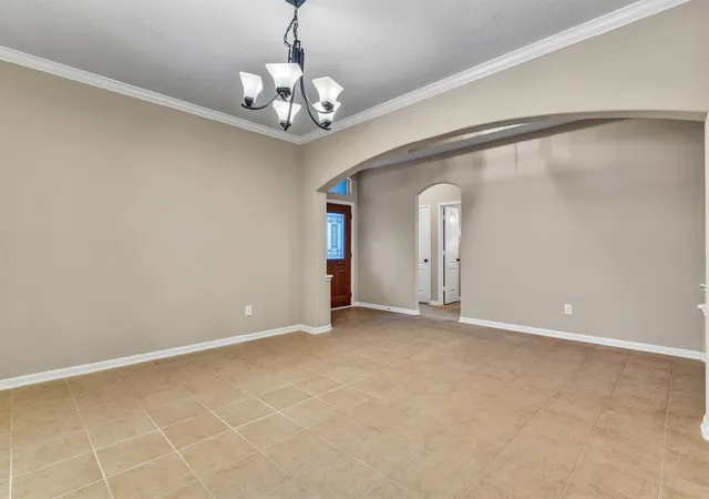Photo 3 of Sale Pending at 4934 Royal Arbor Ln, Houston, TX 77084 | MLS# 72525164 | Listing updated on 2026-09-03