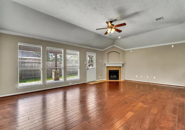 Photo 4 of Sale Pending at 4934 Royal Arbor Ln, Houston, TX 77084 | MLS# 72525164 | Listing updated on 2026-09-03