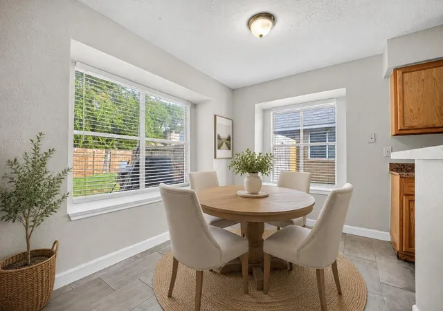 Photo 2 of Sale Pending at 10207 Autumn Meadow Ln, Houston, TX 77064 | MLS# 5201477 | Listing updated on 2026-09-03