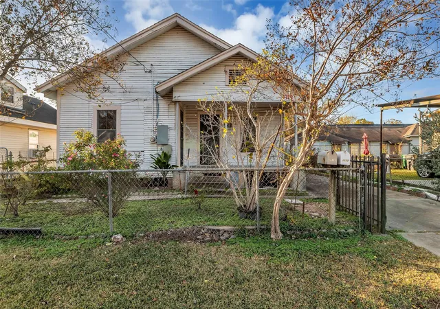 2nd image of 1113 71st St, Houston, TX 77011 | MLS# 53083569