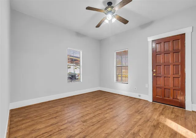5th image of 1113 71St St, Houston, TX 77011 | MLS# 53083569